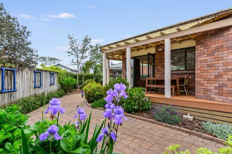 Photo of property in 4 Akona Lane, Hamilton East, Hamilton, 3216