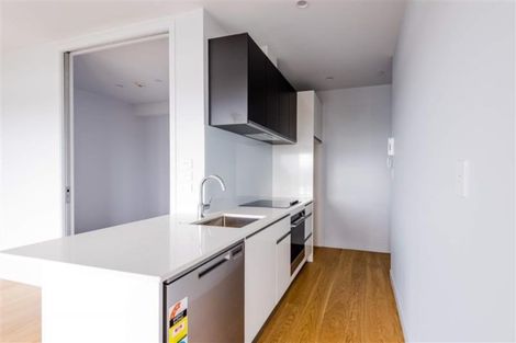 Photo of property in Frank Sargeson Apts, 402/80 Anzac Street, Takapuna, Auckland, 0622