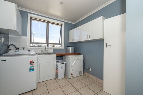 Photo of property in 29 Romilly Street, Westport, 7825