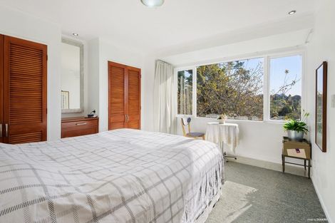 Photo of property in 211 Titirangi Road, Titirangi, Auckland, 0604