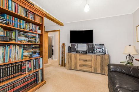 Photo of property in 25 Russell Road, Wainuiomata, Lower Hutt, 5014