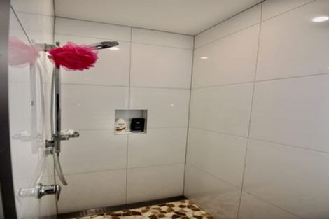 Photo of property in 7 Capstan Crescent, Whitianga, 3510