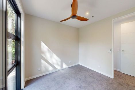 Photo of property in 39 Kotare Street, Waikanae, 5036
