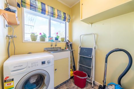 Photo of property in 10 Gorge Road, Waimate, 7924