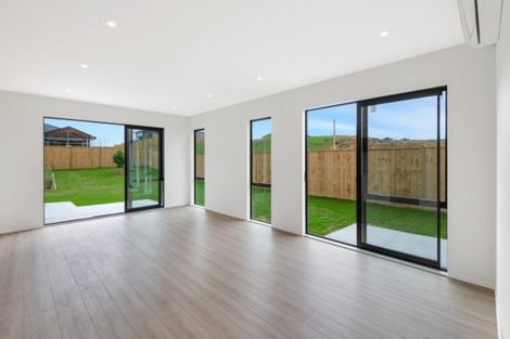 Photo of property in 51 Angiangi Crescent, Beachlands, Auckland, 2018