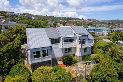 Photo of property in 33 Forth Place, Papakowhai, Porirua, 5024
