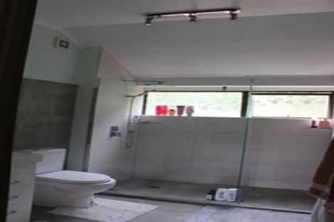 Photo of property in 2/31 King Richard Place, Browns Bay, Auckland, 0630