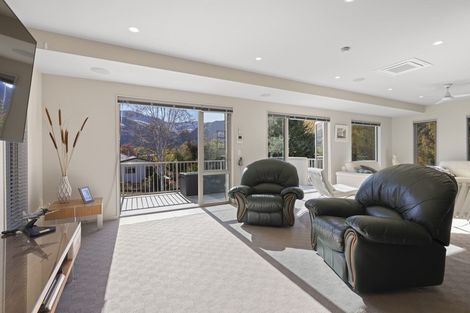 Photo of property in 21 Hood Crescent, Arrowtown, 9302