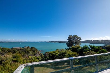 Photo of property in 202 Te Wahapu Road, Russell, 0272