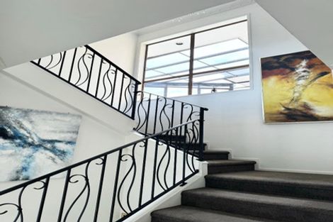 Photo of property in 140 Fisher Parade, Farm Cove, Auckland, 2012