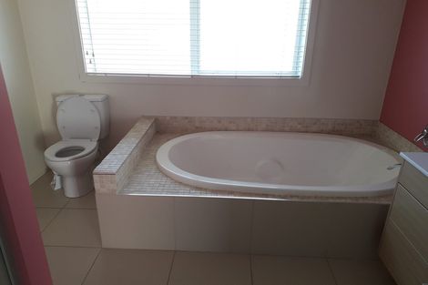 Photo of property in 1 Shackleton Street, New Brighton, Christchurch, 8061