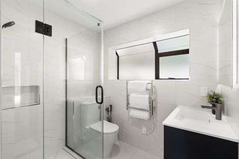 Photo of property in 1 Ryeland Avenue, Ilam, Christchurch, 8041