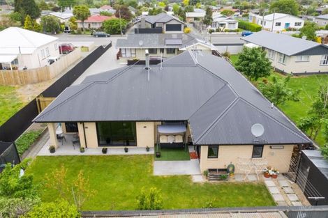 Photo of property in 158 Mcmurdo Street, Tinwald, Ashburton, 7700