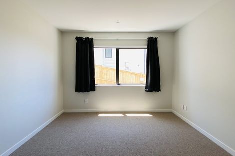 Photo of property in 12 Pacific Heights Road, Orewa, 0931