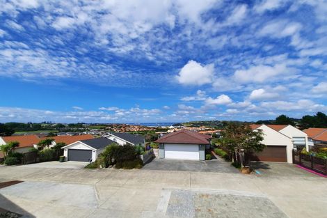 Photo of property in 129a Alec Craig Way, Gulf Harbour, Whangaparaoa, 0930