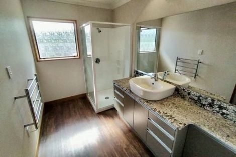 Photo of property in 99a Atawhai Road, Fitzherbert, Palmerston North, 4410