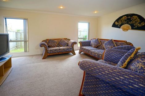 Photo of property in 118 Hugh Green Drive, Pinehill, Auckland, 0632