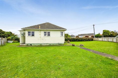 Photo of property in 210 South Road, Hawera, 4610