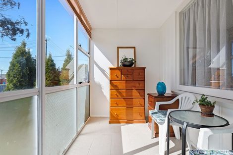 Photo of property in 2/79 Hills Road, Edgeware, Christchurch, 8013