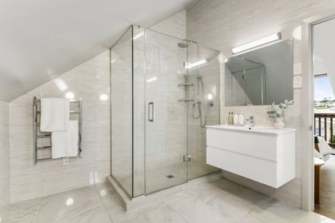 Photo of property in 2/49 Mozeley Avenue, Devonport, Auckland, 0624