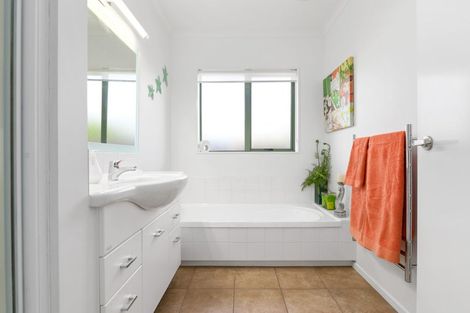 Photo of property in 37 Alconbury Drive, Rototuna North, Hamilton, 3210