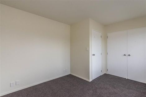 Photo of property in Krisley Court, 15/6 Ambrico Place, New Lynn, Auckland, 0600