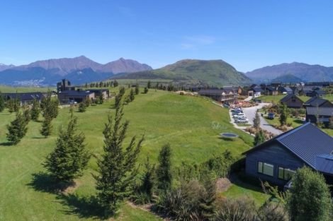 Photo of property in 29 Pendeen Crescent, Jacks Point, Queenstown, 9371