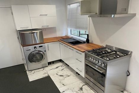 Photo of property in 52 Stratford Road, Manurewa, Auckland, 2105