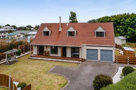 Photo of property in 8 Von Tempsky Street, Normanby, Hawera, 4614