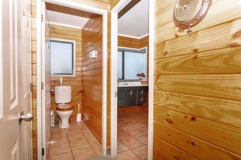 Photo of property in 24 Ruahine Street, Dannevirke, 4930