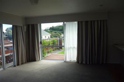 Photo of property in 6 Cluny Road, Plimmerton, Porirua, 5026