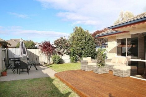 Photo of property in 11 Grabella Place, Papamoa Beach, Papamoa, 3118
