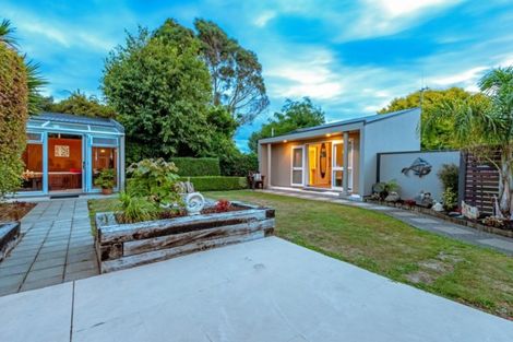 Photo of property in 12 Innerwell Lane, Ashhurst, Palmerston North, 4470