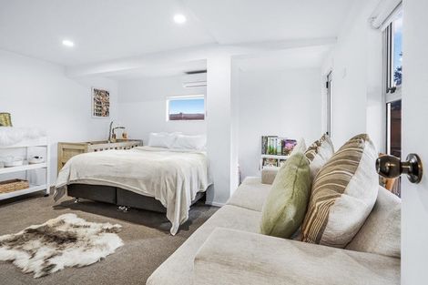 Photo of property in 16 Shelley Jane Place, Dinsdale, Hamilton, 3204