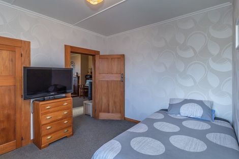 Photo of property in 2 Weraroa Road, Levin, 5510