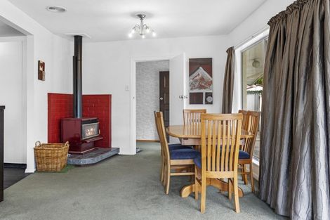 Photo of property in 10 Main North Road, Woodend, 7610