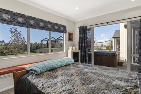 Photo of property in 30 Goodall Road, Snells Beach, 0920