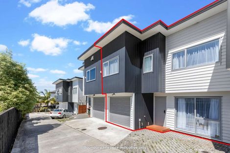 Photo of property in 4035c Great North Road, Glen Eden, Auckland, 0602