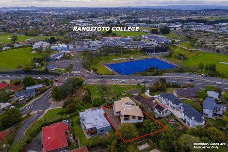 Photo of property in 453 East Coast Road, Murrays Bay, Auckland, 0630