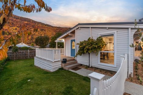 Photo of property in 17a Devon Street, Arrowtown, 9302