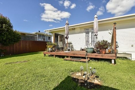 Photo of property in 54 Mcintyre Road, Mangere Bridge, Auckland, 2022