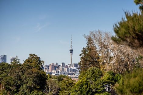 Photo of property in 29 Calman Place, Chatswood, Auckland, 0626