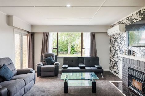 Photo of property in 71 Bridge Street, Bulls, 4818