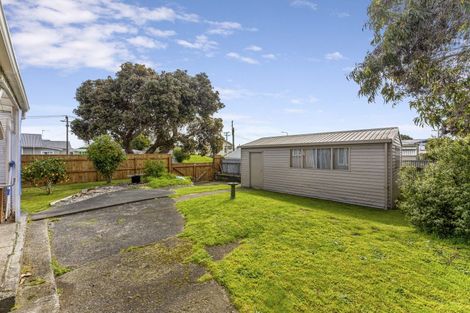 Photo of property in 28 Kawatiri Avenue, Gonville, Whanganui, 4501