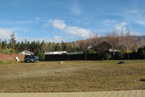 Photo of property in 15 Kings Drive, Wanaka, 9305