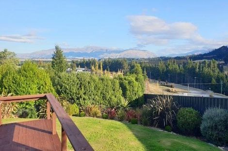 Photo of property in 25 Parry Crescent, Lake Hawea, Wanaka, 9382