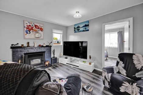 Photo of property in 6 Galt Street, Hawera, 4610