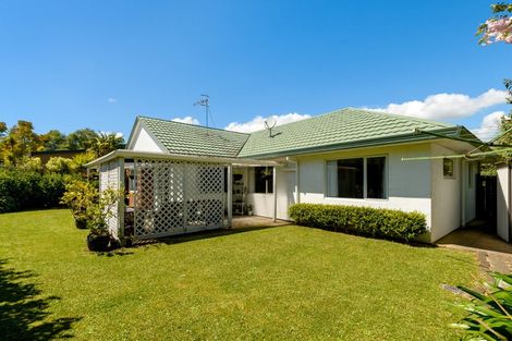 Photo of property in 44 Pelorus Street, Welcome Bay, Tauranga, 3112