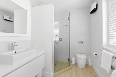 Photo of property in 20b Marellen Drive, Red Beach, 0932