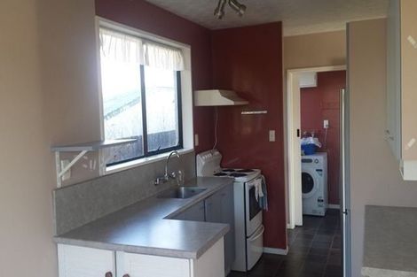 Photo of property in 3 Strack Place, Redwood, Christchurch, 8051